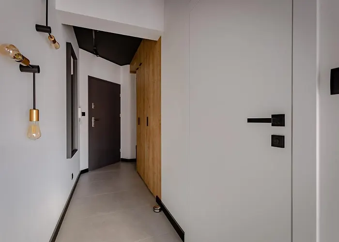 Invest Centrum Park 2 *