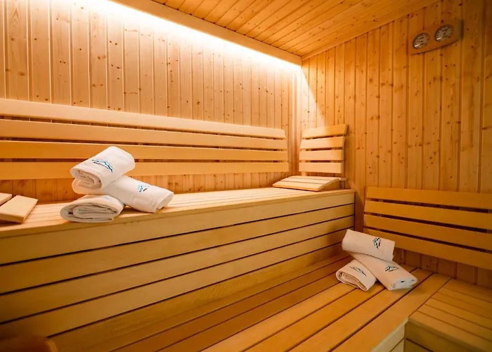 Invest Centrum Park 2 公寓 斯克拉斯卡波伦巴