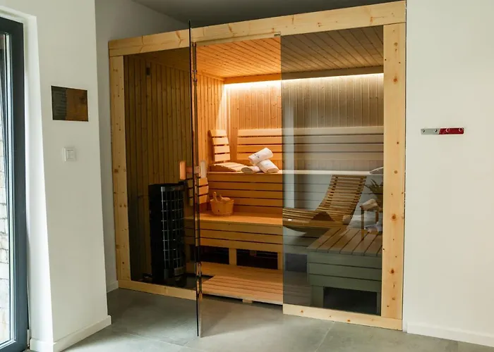 Invest Centrum Park 2 斯克拉斯卡波伦巴